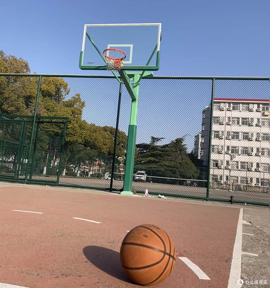 篮球为炬，照亮歧路