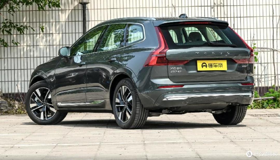 月销4400台的北欧SUV:沃尔沃XC60安全性实测,值不值得买?
