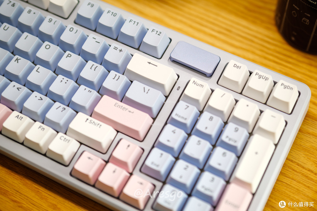 新年外设全套焕新——最强续航无线套装V700DIY-98、VT9 MAX二代