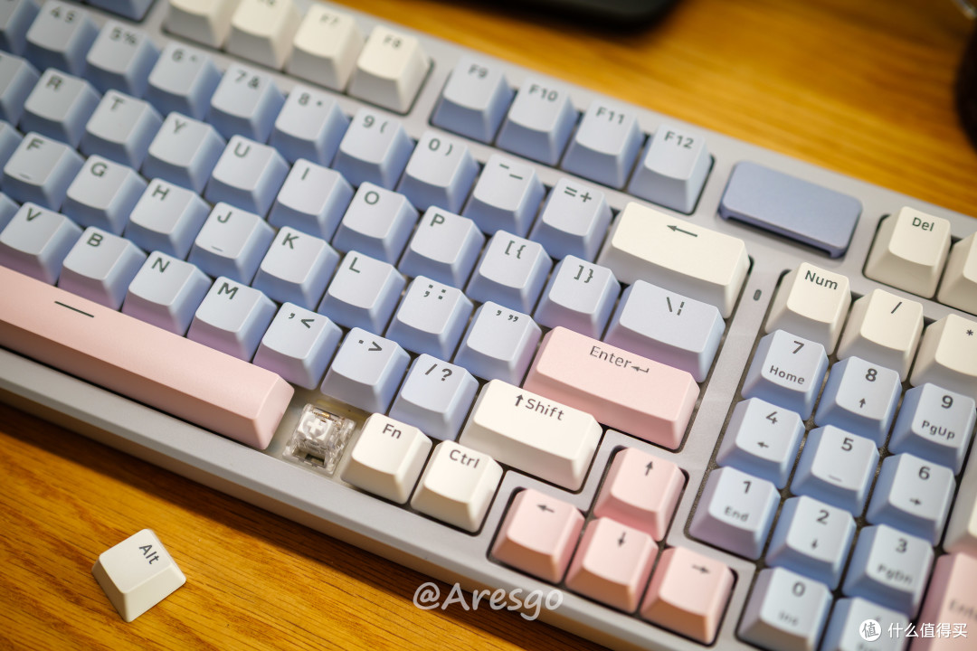 新年外设全套焕新——最强续航无线套装V700DIY-98、VT9 MAX二代