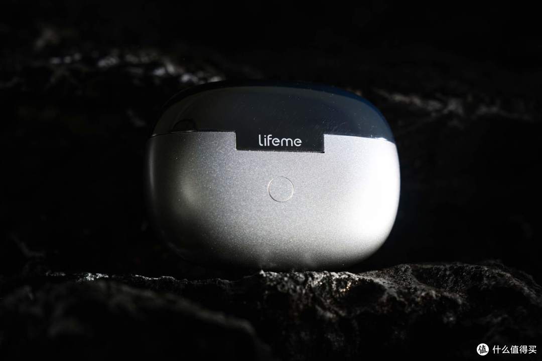 329 元的 lifeme 魅蓝 Blus 4 降噪音质双在线,千元质感太惊喜