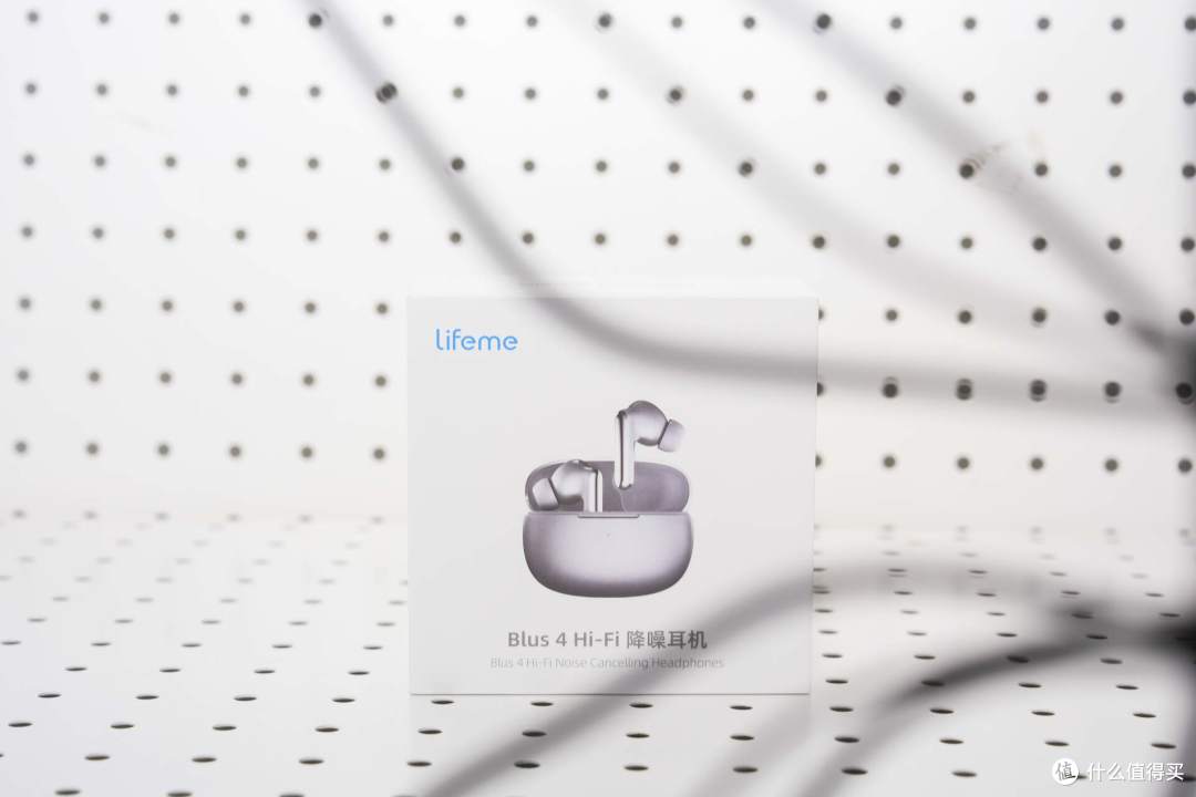 329 元的 lifeme 魅蓝 Blus 4 降噪音质双在线,千元质感太惊喜