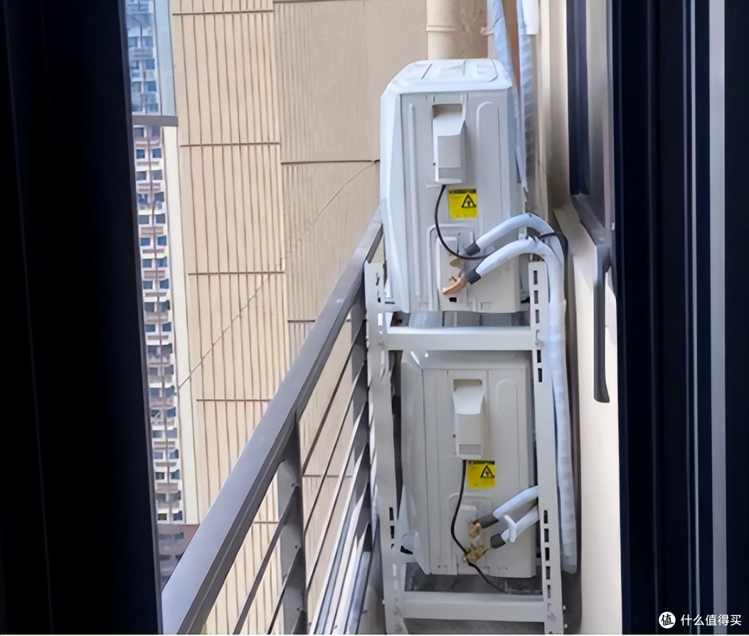 为什么说住宅楼的空调机位是“反人类”设计?