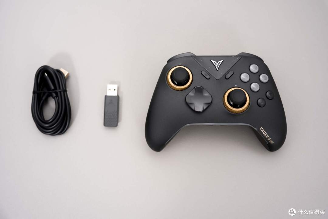 新品首发:飞智黑武士5Pro,全平台适配的竞技神器