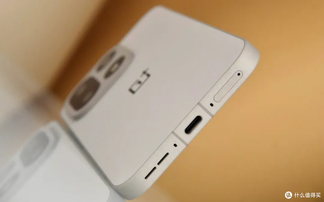 从iPhone 15换到一加15,已经一个月了,有些话真的不吐不快
