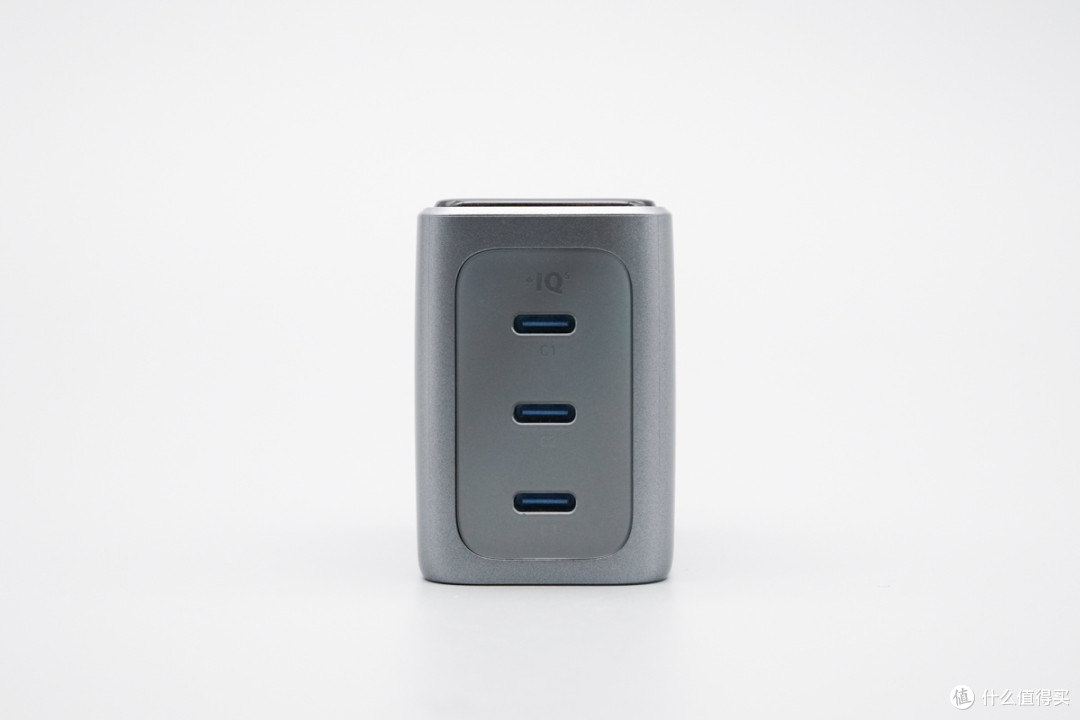 体积比苹果小却性能更强?Anker Prime 智显充Pro 160W快充测试