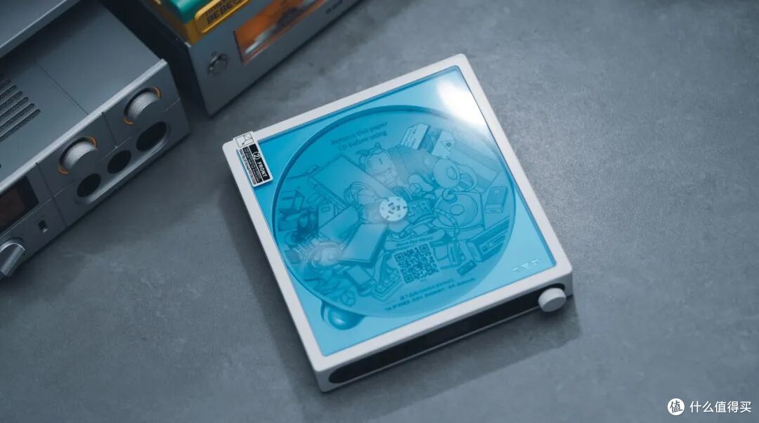 「BASS+2 “嘿喂狗!”」广义好听的便携 CD 机 | FIIO DM15 R2R