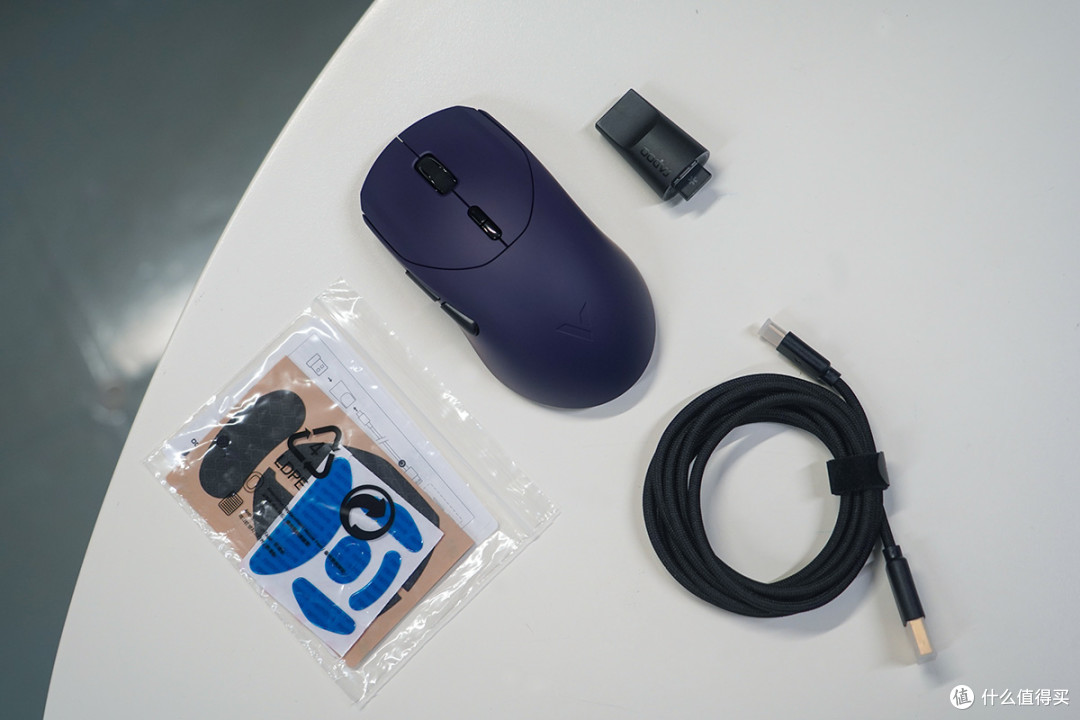 外设旗舰双子星:雷柏V700DIY-98长续航版&VT9最强续航套装测评