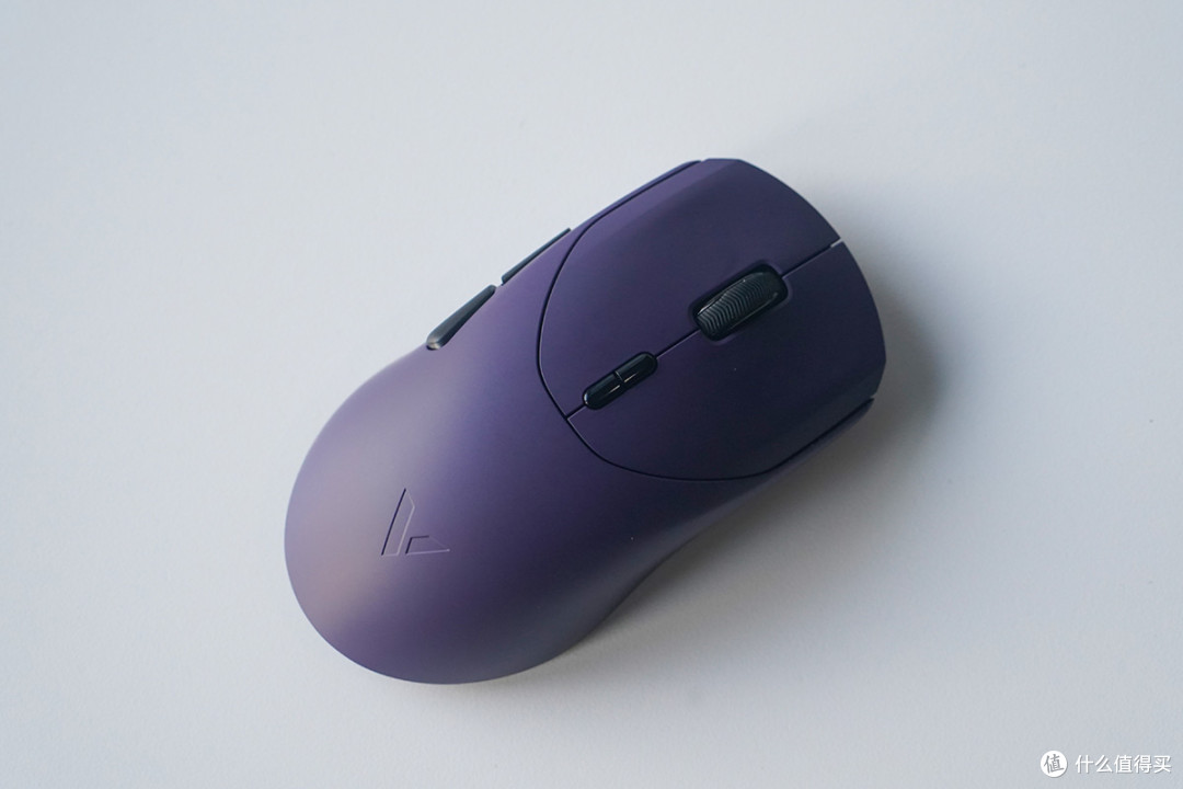 外设旗舰双子星:雷柏V700DIY-98长续航版&VT9最强续航套装测评