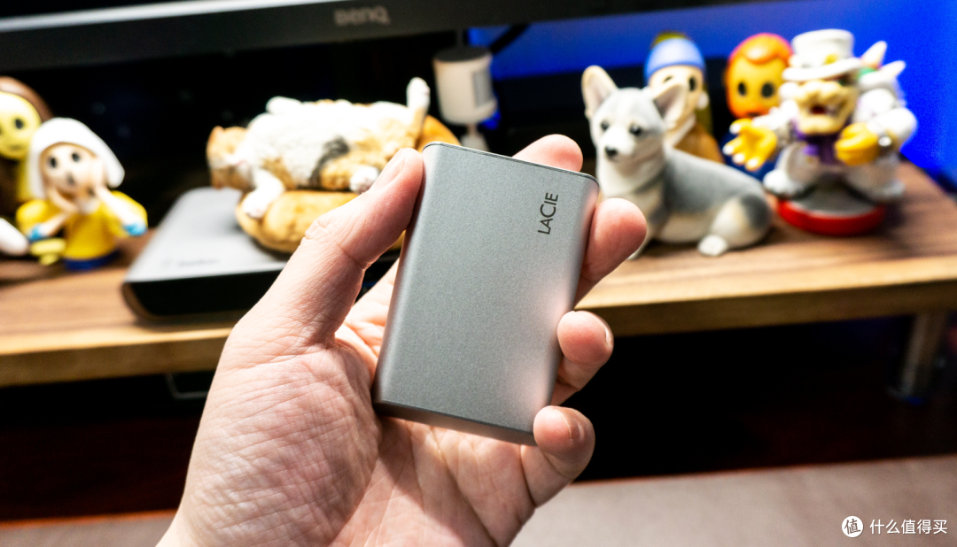 速度狂魔+硬核铠甲:雷孜LaCie Rugged SSD4的4000MB/s测试