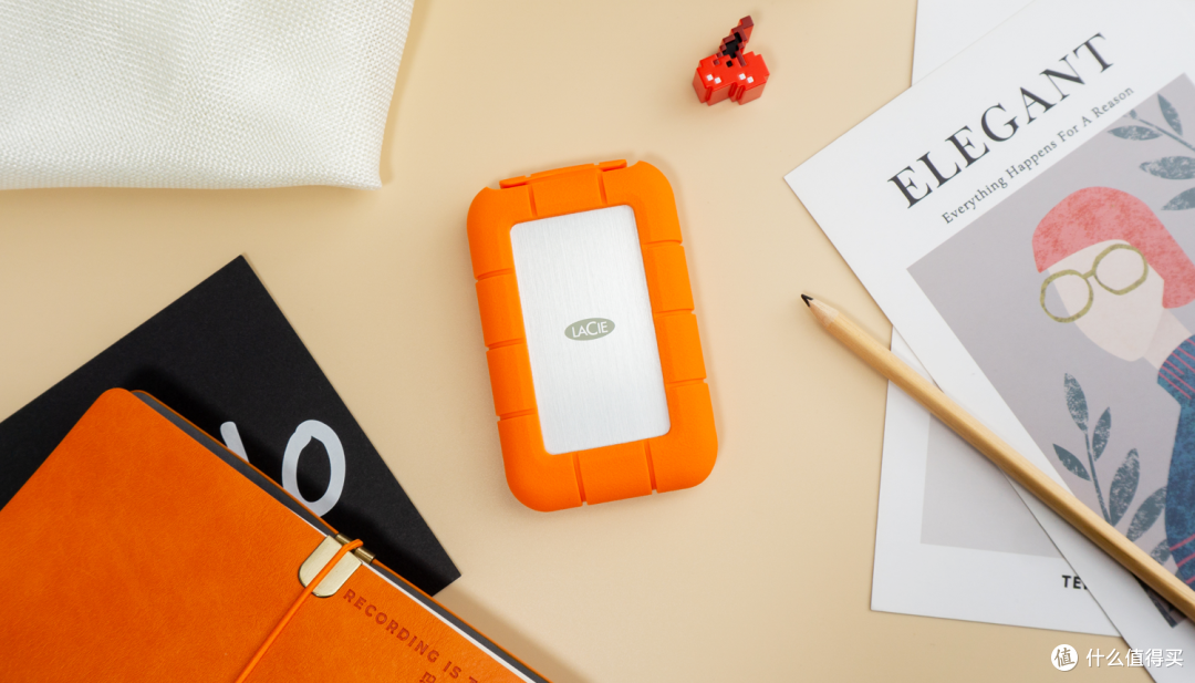 速度狂魔+硬核铠甲:雷孜LaCie Rugged SSD4的4000MB/s测试