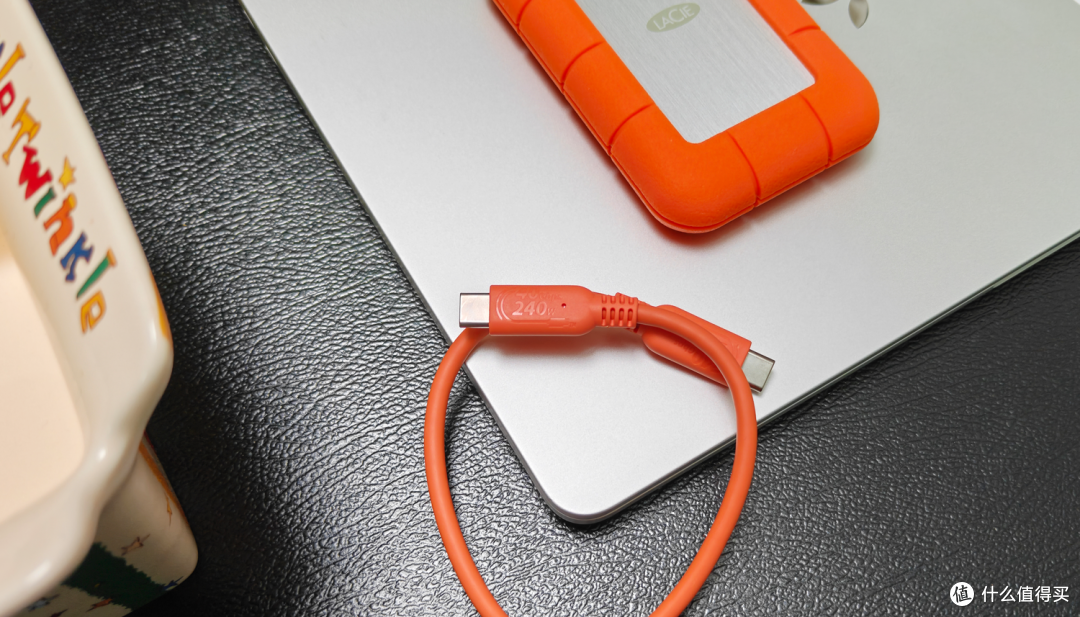 速度狂魔+硬核铠甲:雷孜LaCie Rugged SSD4的4000MB/s测试