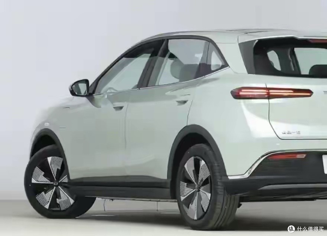 不足7W的SUV,续航565公里,31天卖出5294辆,不输海豚和银河E5