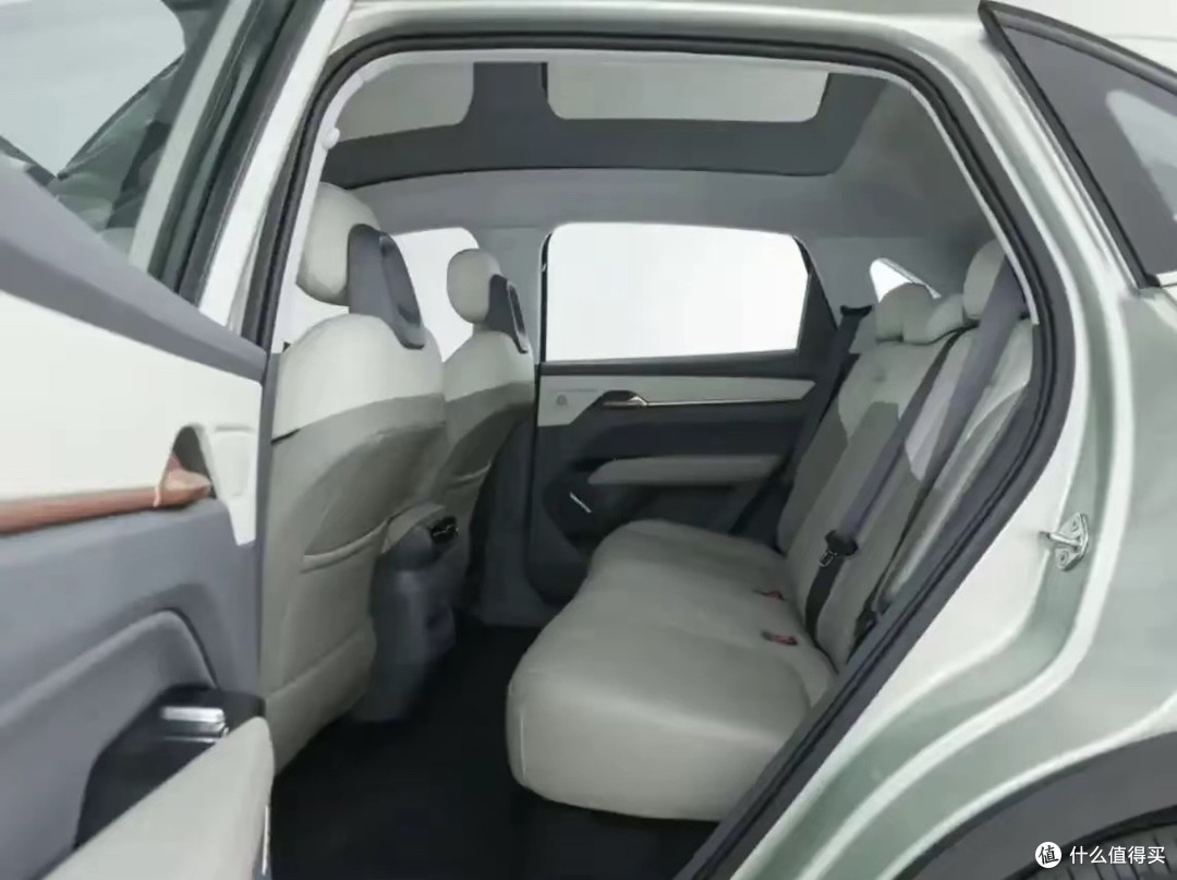不足7W的SUV,续航565公里,31天卖出5294辆,不输海豚和银河E5