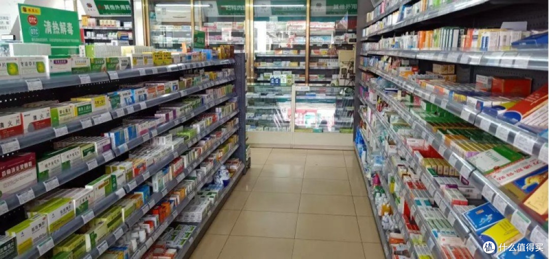 药店迎倒闭潮?70万门店陷盈利困境,超半数在赔钱,老板:扛不住