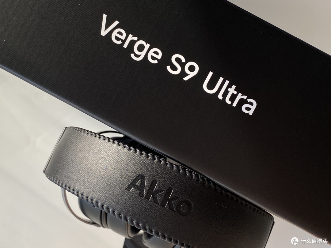听声辨位神器!Akko破晓S9 Ultra四模游戏耳机深度体验