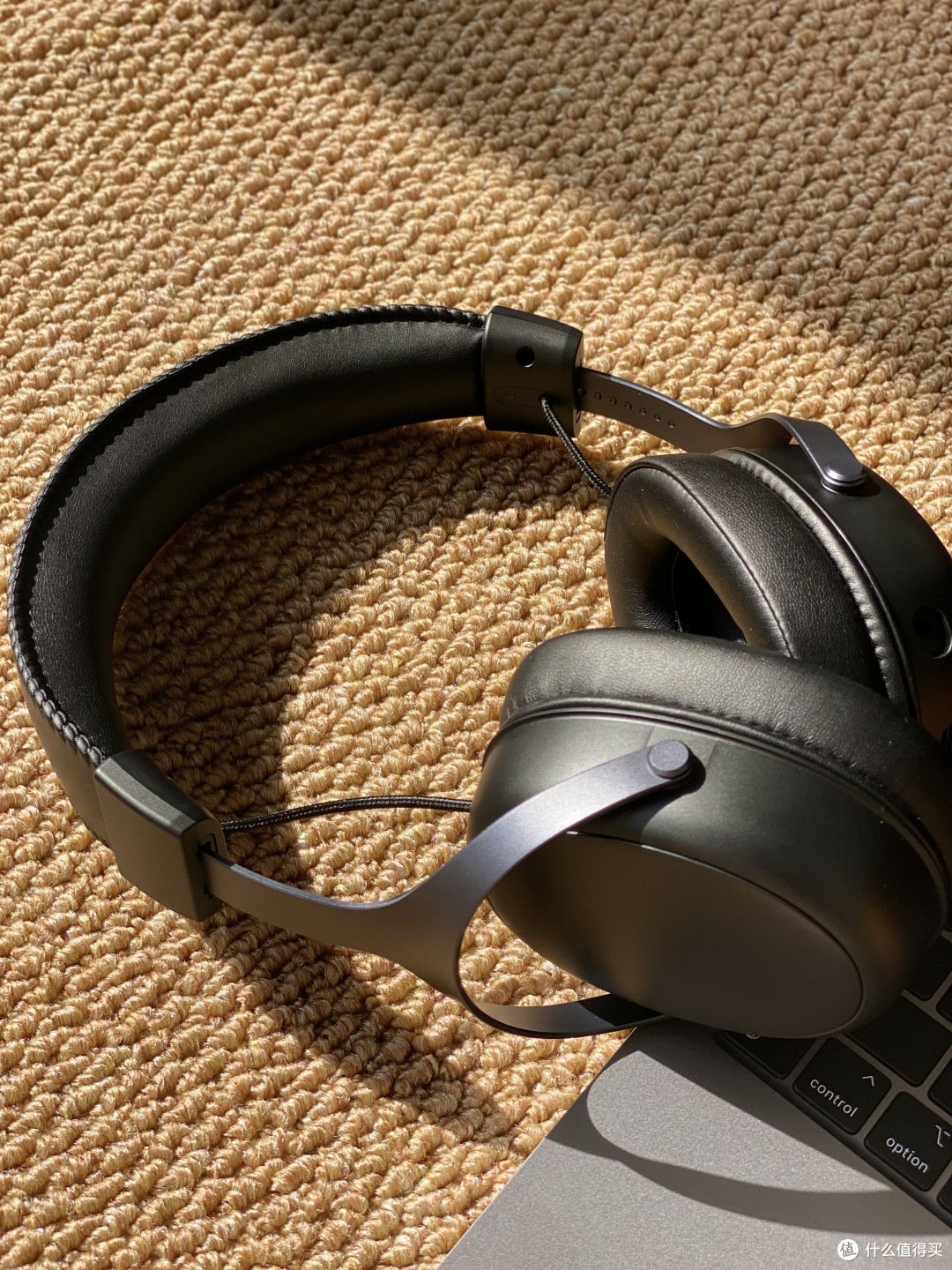 听声辨位神器!Akko破晓S9 Ultra四模游戏耳机深度体验