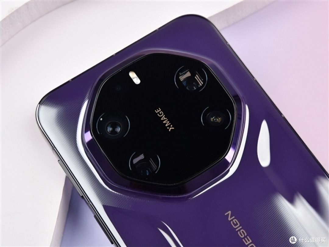 华为“新机皇”终于有货了,20GB+1TB+鸿蒙OS6,花粉们没有白等