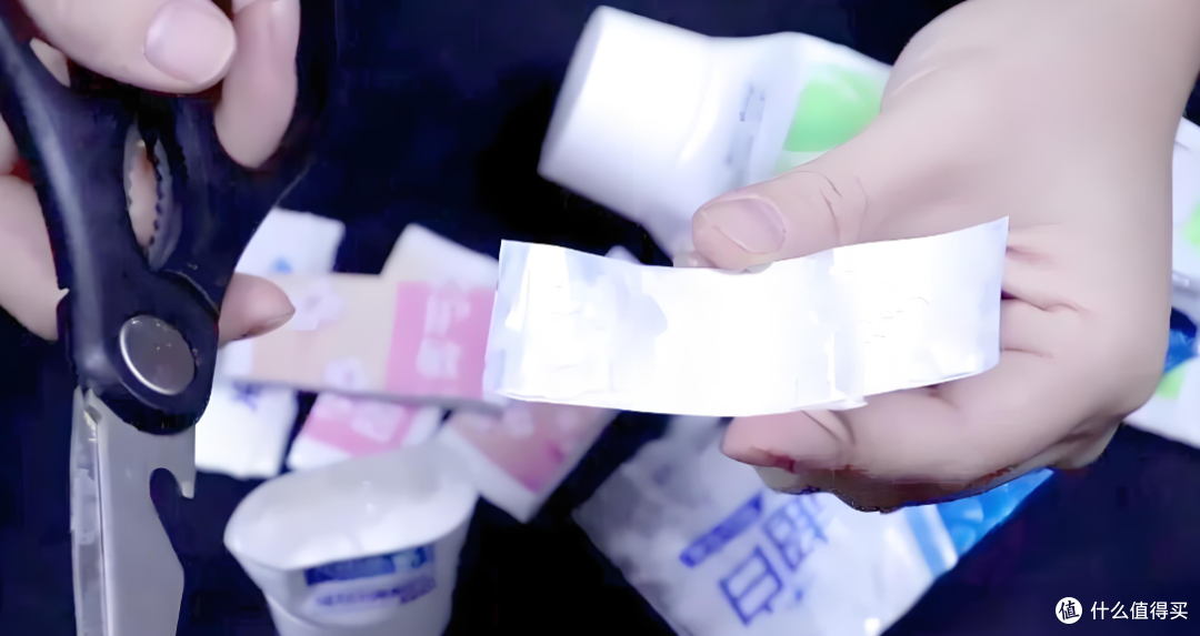 厨房清洁不用买清洁剂,这几个“邪修妙招”,零成本比清洁剂好用