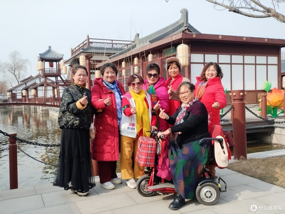 西安:立春寻春芙蓉园 盏灯映春话安康