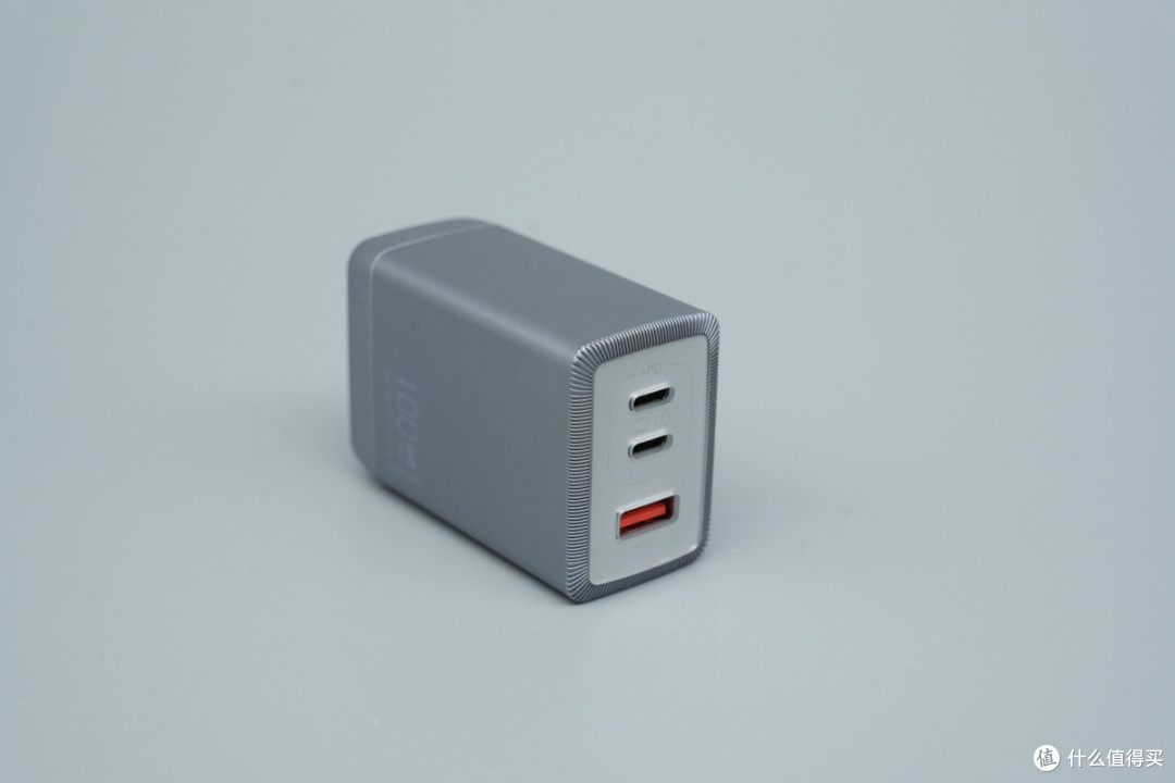 支持45W+45W组合输出,睿元100W氮化镓充电器拆解