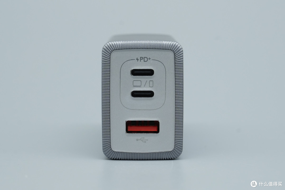 支持45W+45W组合输出,睿元100W氮化镓充电器拆解