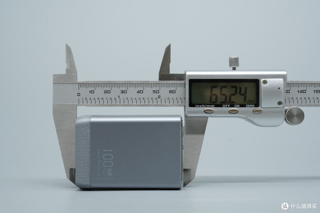 支持45W+45W组合输出,睿元100W氮化镓充电器拆解