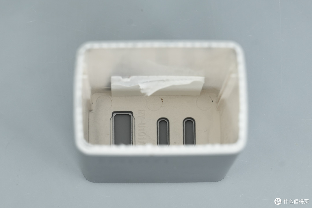 支持45W+45W组合输出,睿元100W氮化镓充电器拆解