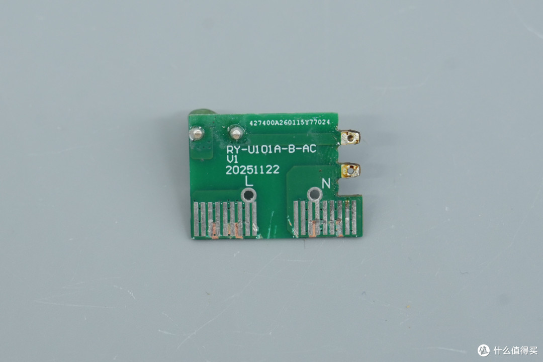支持45W+45W组合输出,睿元100W氮化镓充电器拆解