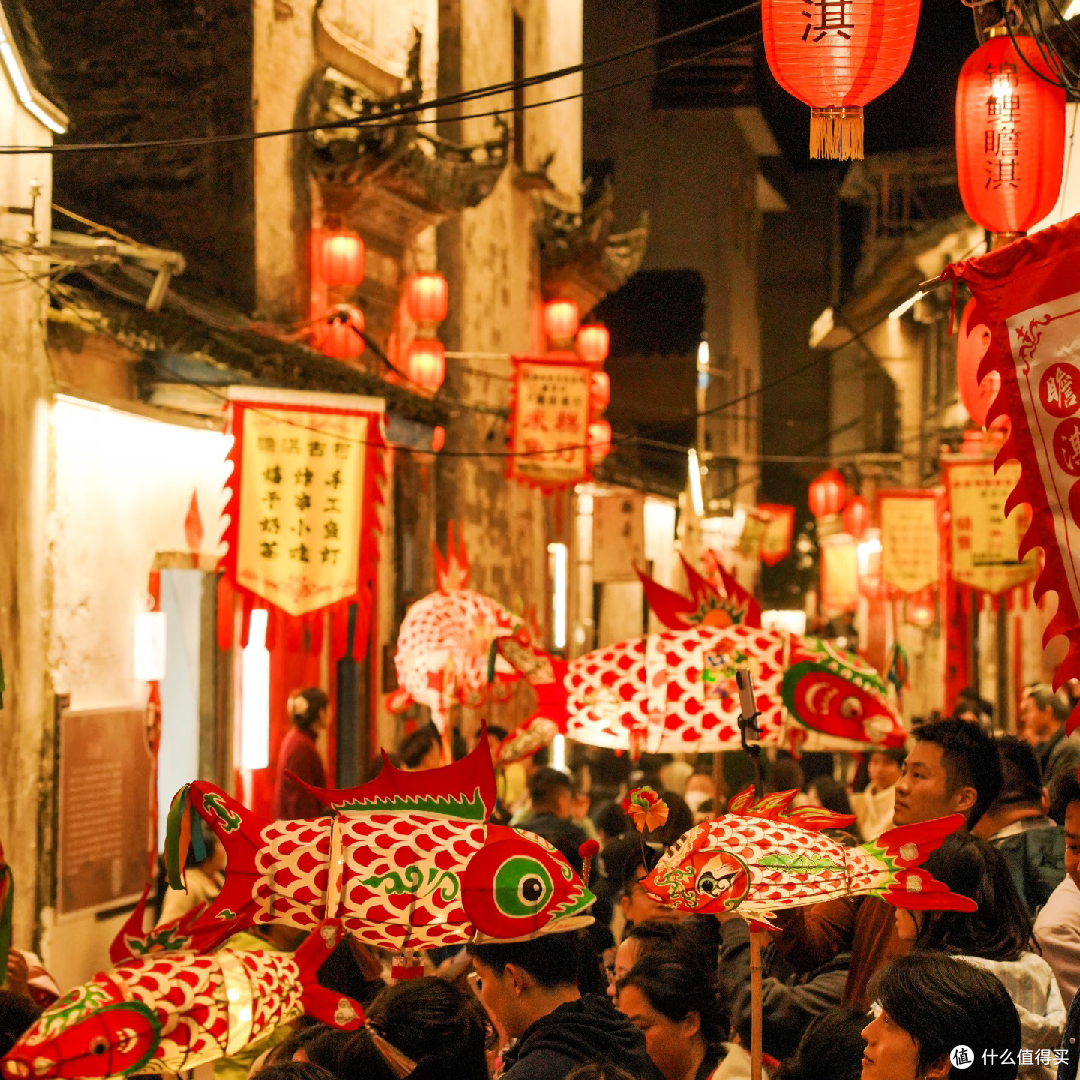 春节旅行:古城巷陌里的非遗狂欢