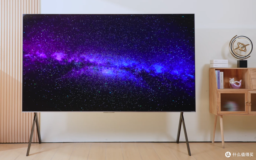 劝所有客厅够大的人!冲这台 98 寸 TCL Q10M Pro,准没错