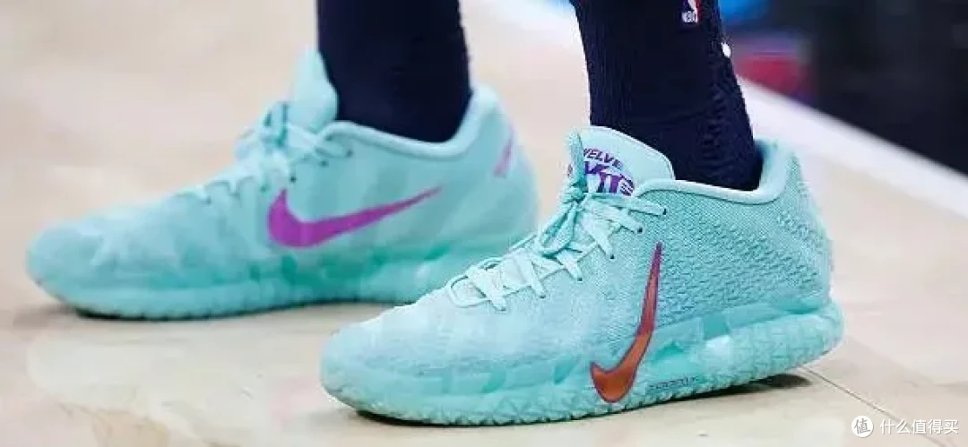 【NBA每日上脚】Kobe6新配色竟然致敬枫叶乔丹？