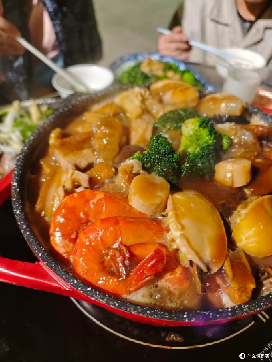 广州盆菜:南国年味的精髓