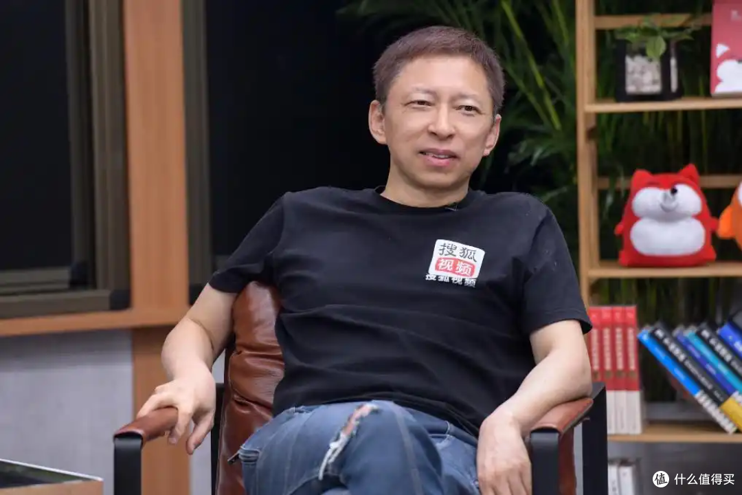 张朝阳:17岁考清华,45岁身家67亿成首富,却喊有钱真痛苦!