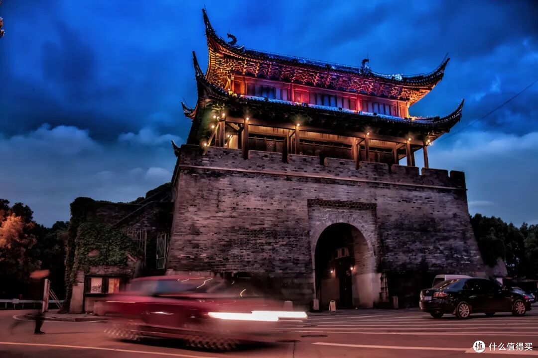 值得一去再去的山海之城，好吃又好逛，高铁1h可直达！