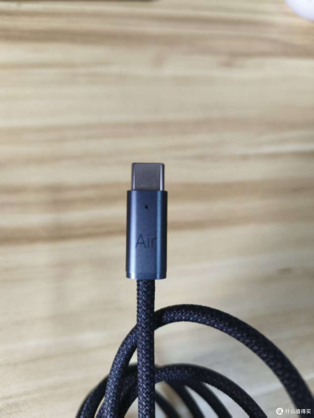 麦多多 240W USB-C 转 USB-C 超薄数据线试用报告