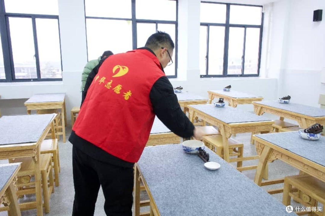 江苏南通:墨香润乡校 爱心传文脉