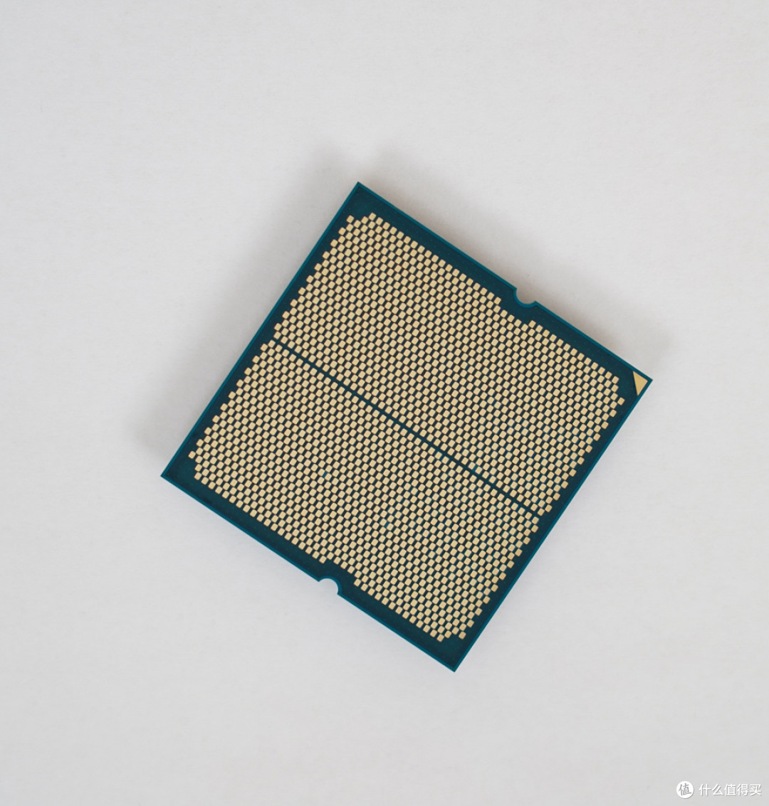 搭配 9070 XT 显卡也能让 9850X3D 轻松干掉 285K