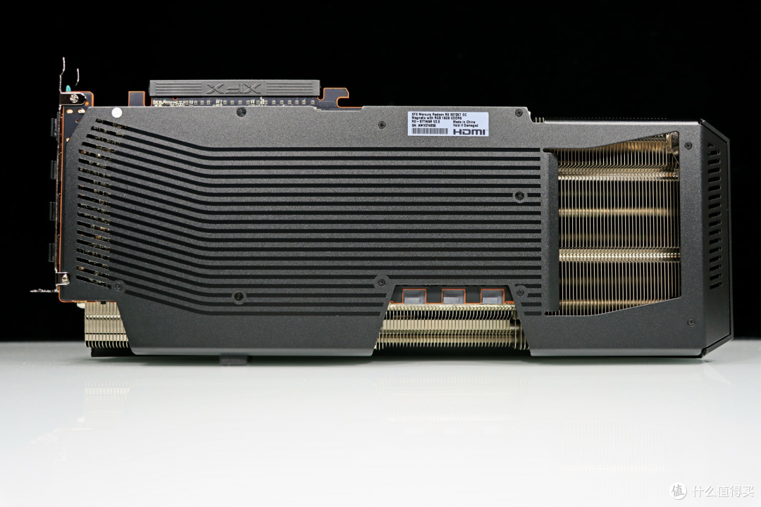 搭配 9070 XT 显卡也能让 9850X3D 轻松干掉 285K