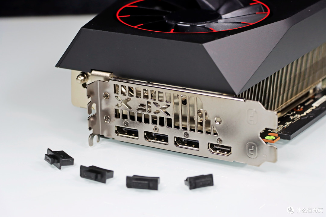 搭配 9070 XT 显卡也能让 9850X3D 轻松干掉 285K