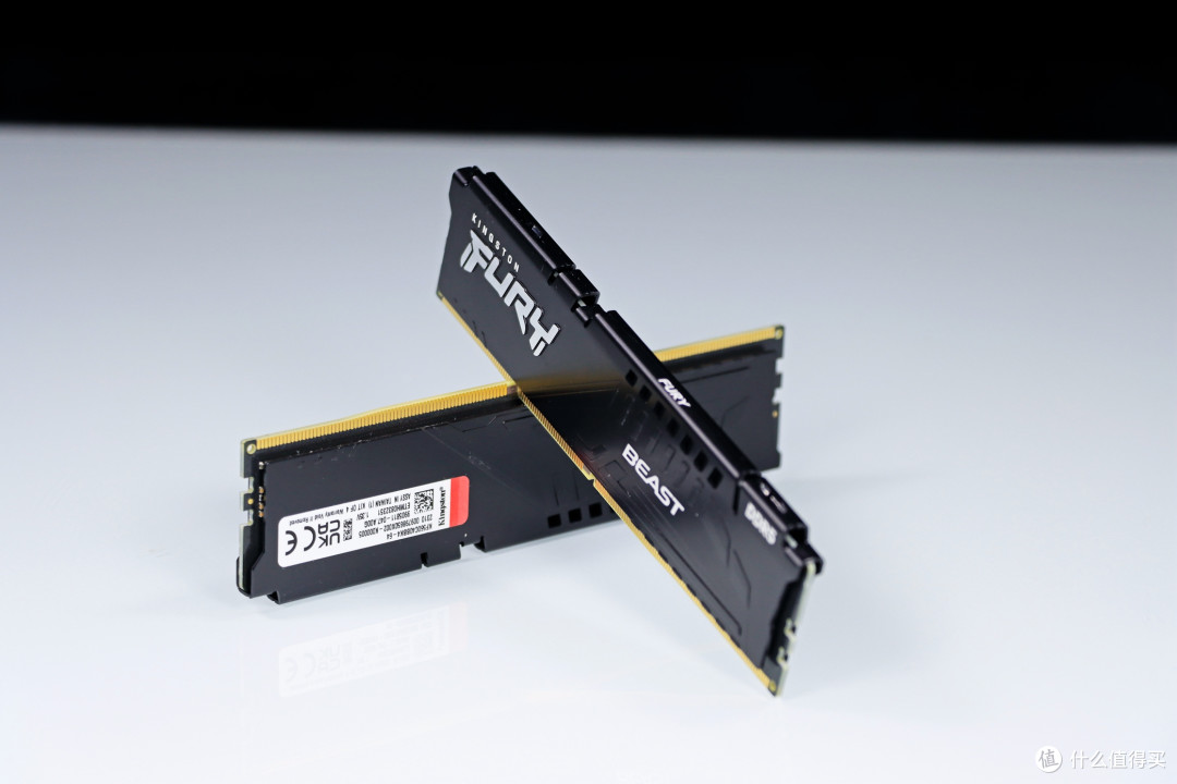 搭配 9070 XT 显卡也能让 9850X3D 轻松干掉 285K
