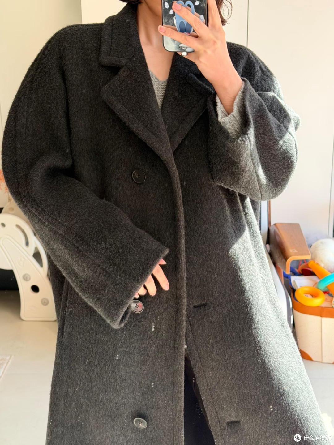 新年买新衣服,这款中古大衣的质感太圈粉