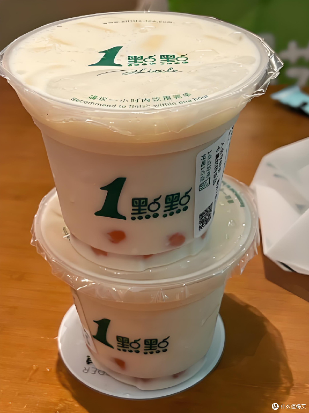 年轻人喝奶茶变“淡”:一分糖成标配,全糖被弃,减糖席卷茶饮圈