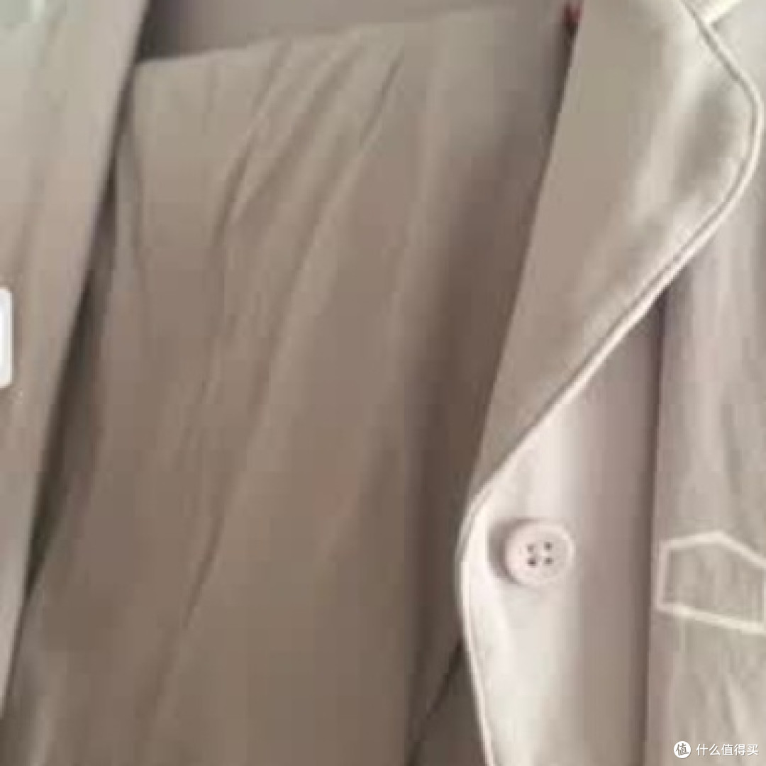 Champion棉质T恤,经典百搭