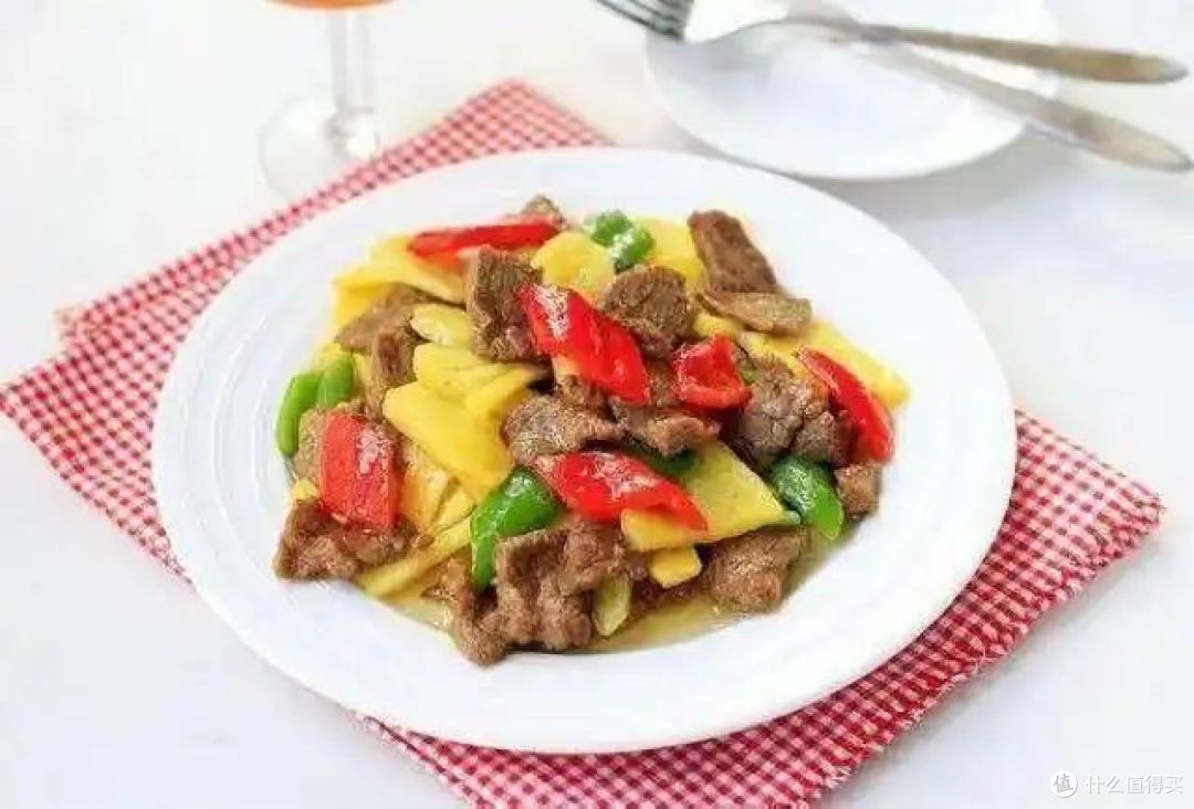 马年年夜饭菜单:十道吉祥菜品,寓意福气满满!