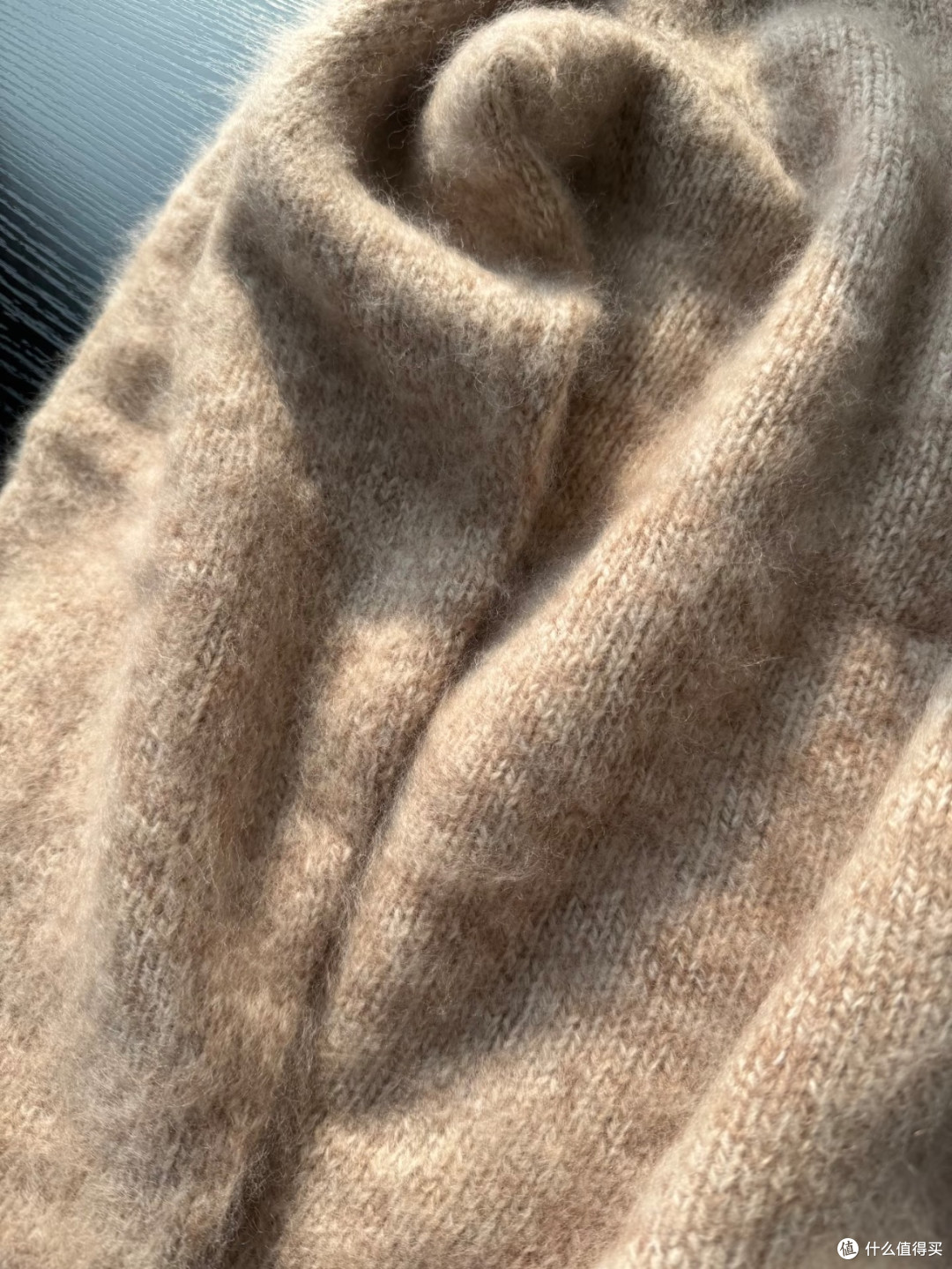 宝藏羊绒衫,秋冬打底的耐穿显贵之选