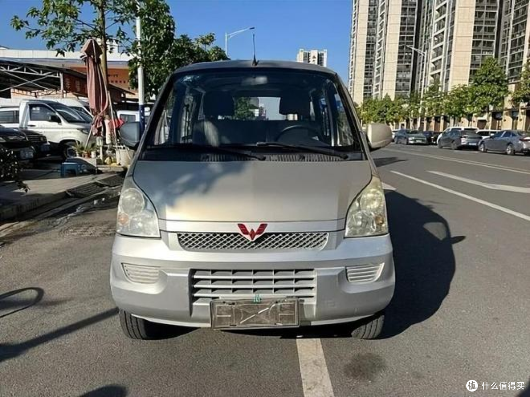 5000万人围观五菱提车,卖1台车仅赚150元提成,销售坦言太心酸!
