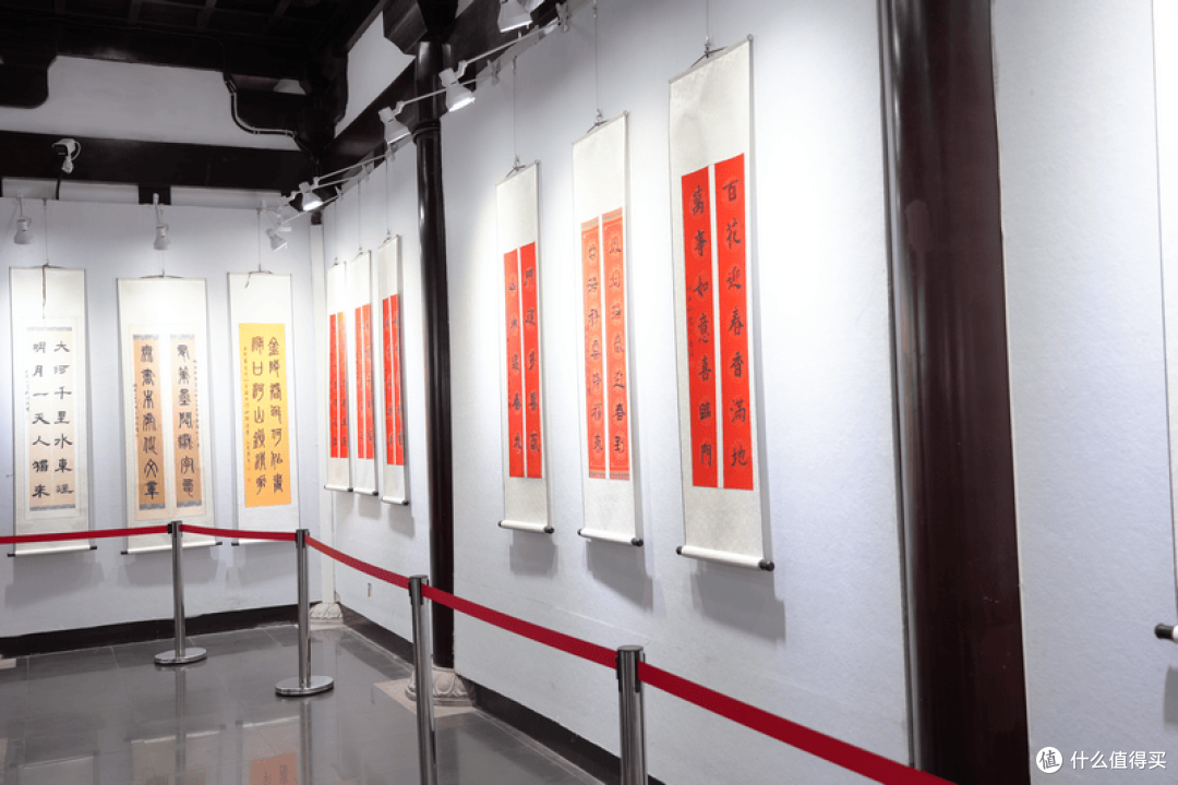 “翰墨舞凤凰”青少年书画展在浦口凤凰山开幕