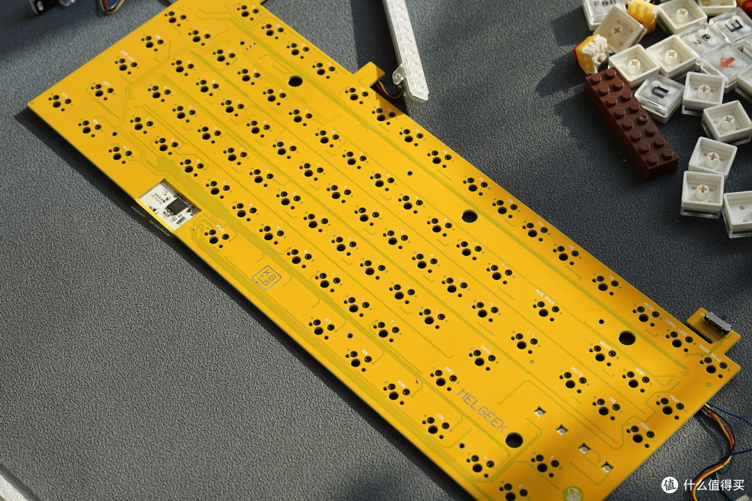 我把MelGeek积木键盘……还原成了积木
