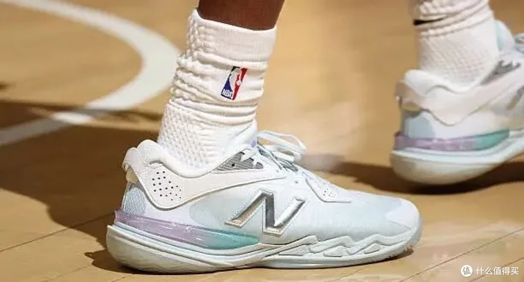 【NBA每日上脚】他往那一站,最美Kobe 6就是它!